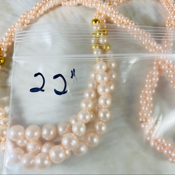 Vintage multi strand peach and gold twist necklace - Picture 4 of 5